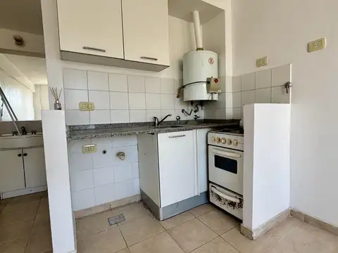Departamento en Alquiler en Martín, $ 300.000