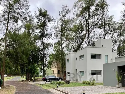 RUTA 2 KM 42. CALLE 404 , Piso 0