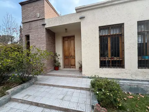 Almirante Brown 3800