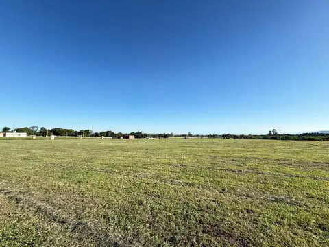 Terreno en Venta 30  mts Fondo