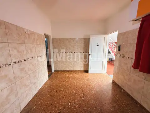 Depto Tipo Casa en Alquiler de 2 dormitorios