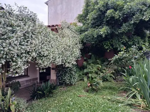 Casa en Venta en Villa Adelina, USD 220.000