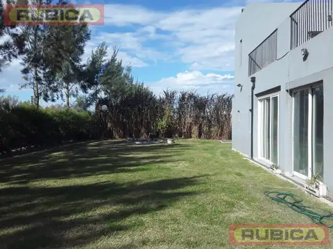 Casa en Alquiler Temporal en San Matias, USD 2.500