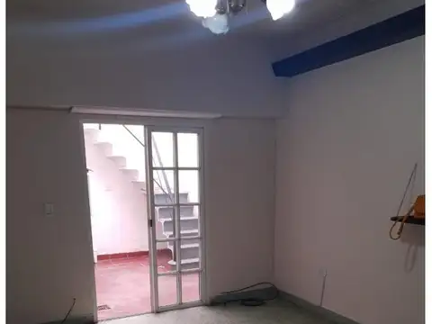 Depto Tipo Casa en Alquiler de 2 ambientes