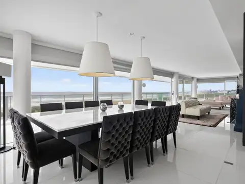 Departamento en Venta de 4 dormitorios