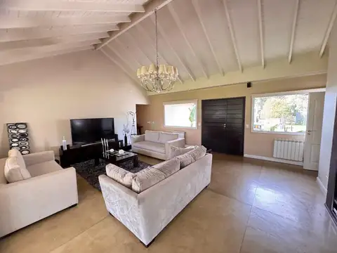 Casa en Venta de 5 dormitorios