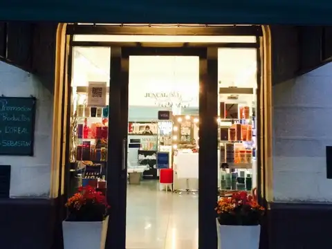 OPORTUNIDA  U$20000 TOTAL. EQUIPAMIENTO DE PELUQUERIA COMPLETA, PERFECTA 