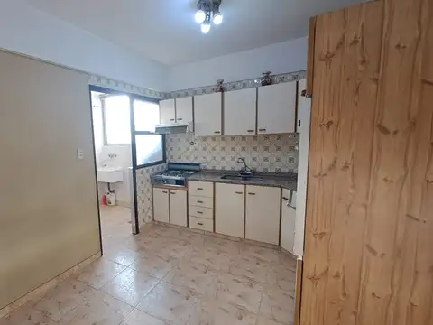 Departmento 5 ambieluminoso balcón corrido gran cocina cochera