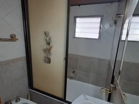 Departmento 5 ambieluminoso balcón corrido gran cocina cochera