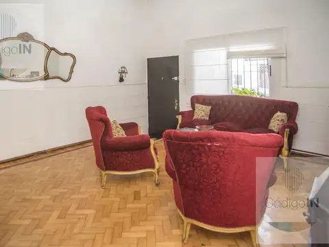 Depto Tipo Casa en Venta de 5 dormitorios