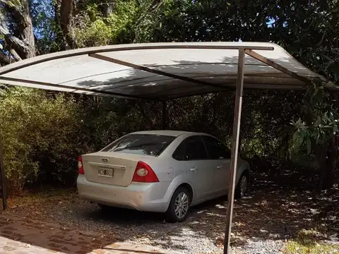 Casa de 4 ambientes en venta en el barrio privado Villa Rosa