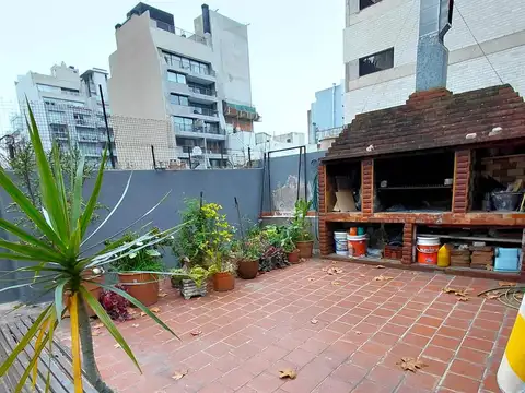 PH 4 ambientes con TERRAZA y PARRILLA