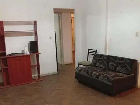 Solis 1900, Piso 2
