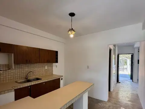Casa 3 ambientes con 2 baños