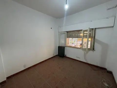 ALQUILER Con Dos Habitaciones y Cochera