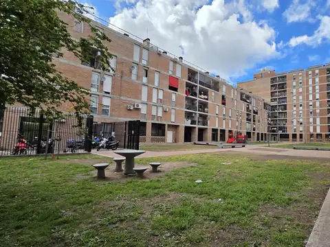 Departamento en Venta en Chacarita, USD 95.000