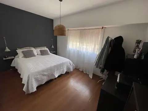 VENTA DÚPLEX DE 5 AMBIENTES EN FLORIDA MITRE