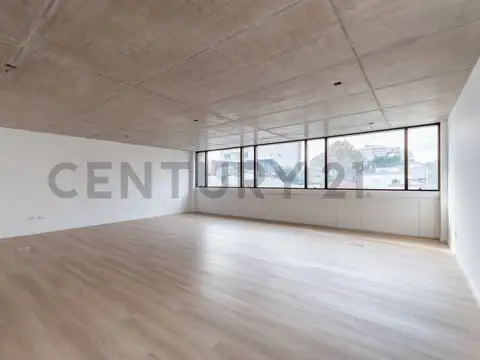 Oficina en Alquiler 2 años