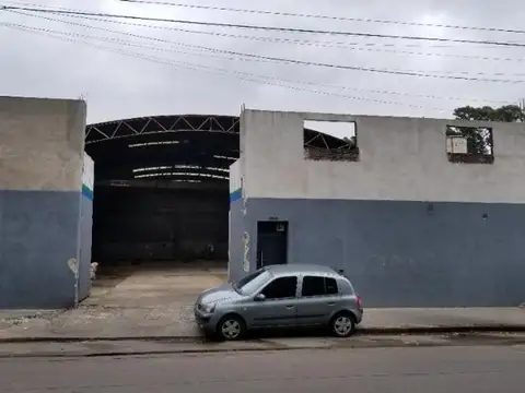 GALPON EN VENTA DOBLE FRENTE LARRALDE 5200 VILLA DOMINICO