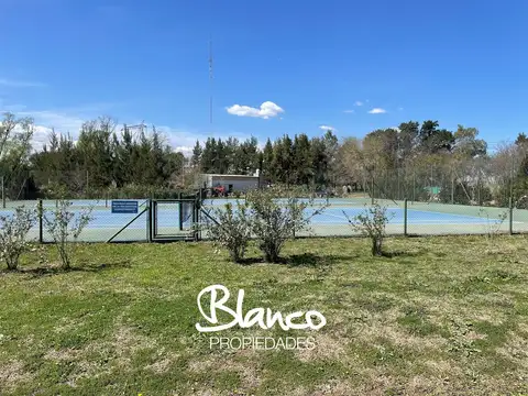 Terreno en Venta en Medal Country club, USD 55.000