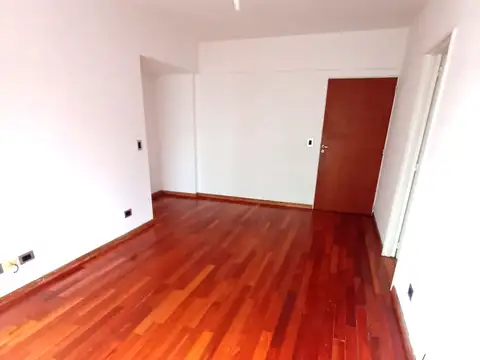 Departamento en Alquiler en Caballito, $ 720.000