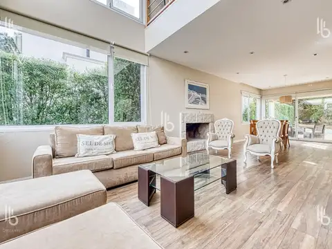 Casa en Venta al Este