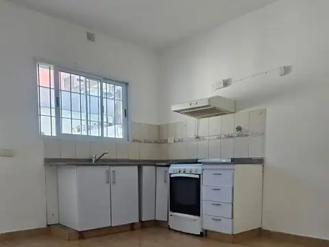 Depto Tipo Casa en Venta en Villa Ballester, USD 128.000