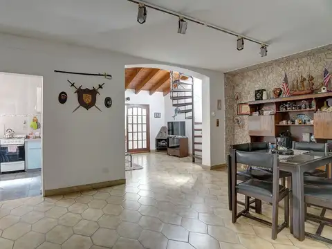 Depto Tipo Casa en Venta en Floresta, USD 189.000