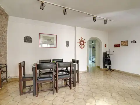 Miramar 4300