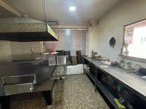 Local en Venta en Zárate, USD 140.000