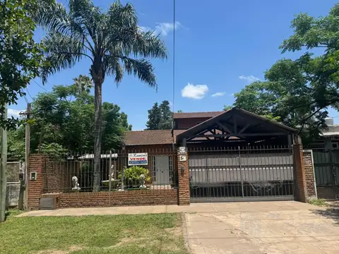 Casa de 4 Ambientes en Venta