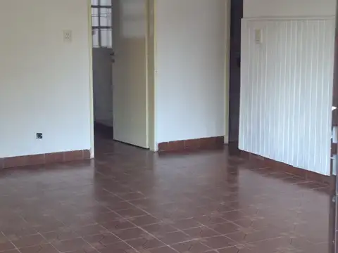 Depto Tipo Casa en Venta al Oeste