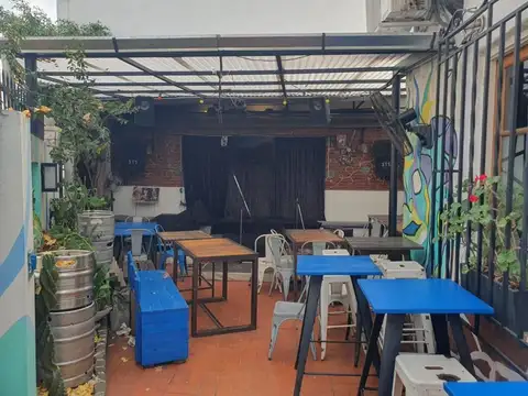 Caseros 100