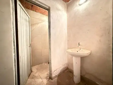 VENTA/PERMUTA. Galpón de 392 m2 en Cañada de Gómez.