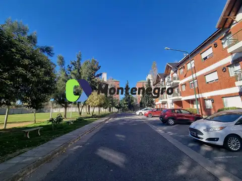 Calle Esquel 1400, Piso 1