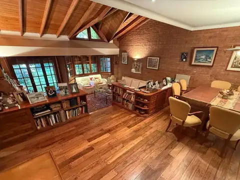Casa en Venta de 5 dormitorios