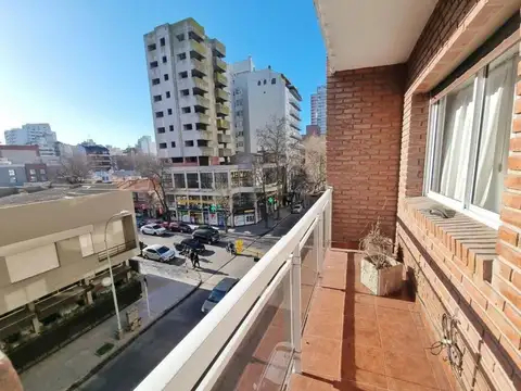Departamento 5 ambientes con 3 baños