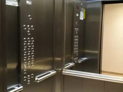 Dr. Juan Felipe Aranguren 1800, Piso 17