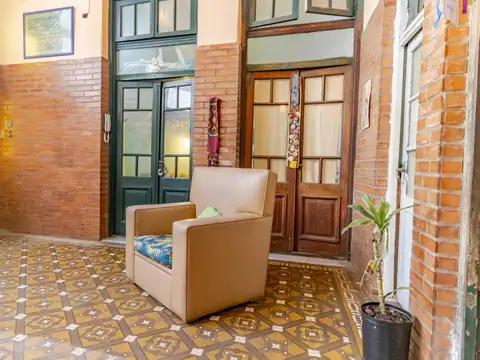 Depto Tipo Casa 5 ambientes con 2 baños