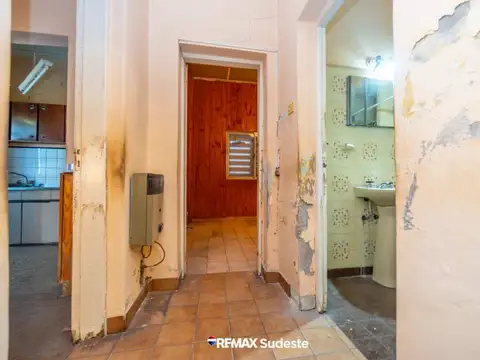 VENTA CASA DOS DORMITORIOS CON GARAGE Y PATIO