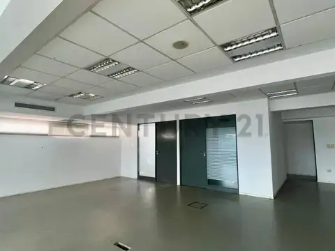 OFICINA EN ALQUILER EN EL CORAZON DE RECOLETA