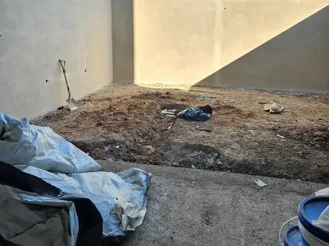 Casa 4 ambientes con 3 baños