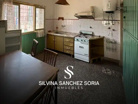 CASA EN VENTA EN CENTRO DE CAPILLA DEL SEÑOR