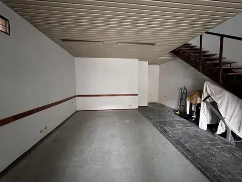 Local en Venta 38 años