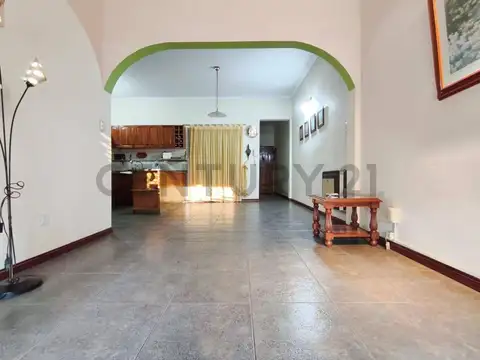 VENTA PH 4 AMBIENTES MUY LUMINOSO