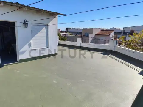 VENTA PH 4 AMBIENTES MUY LUMINOSO