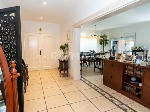 Casa en Venta en Barrio Tres Cerritos, USD 1.000.000