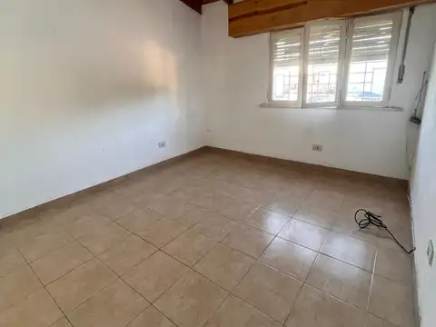 Depto Tipo Casa en Alquiler de 1 dormitorio