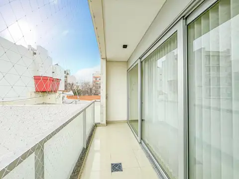 VENTA  DEPARTAMENTO 2 DORMITORIOS + TERRAZA PRIVADA  LA PLATA