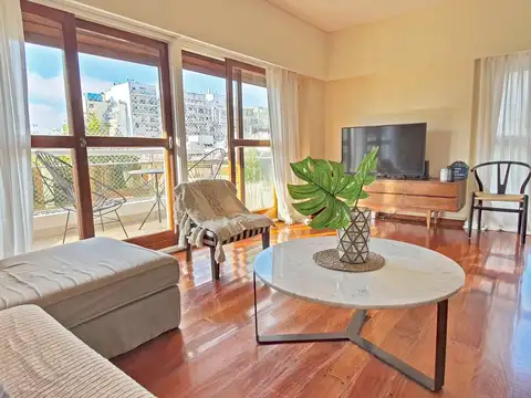 Departamento en Venta - Piso - 2 Hab. en Suite - Cochera y Baulera - Palermo